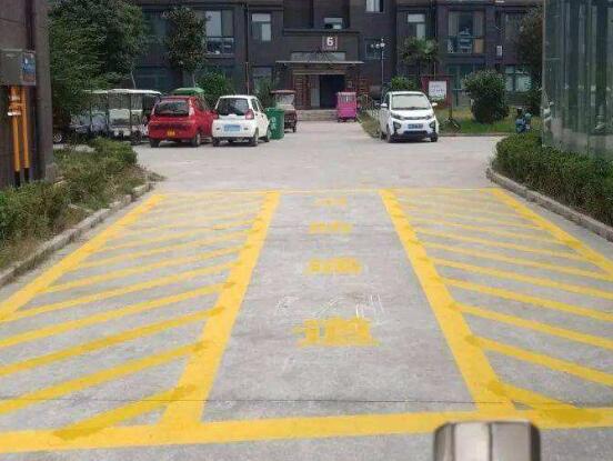 消防通道地上劃線要求多少米，消防通道地上劃線要求多寬？